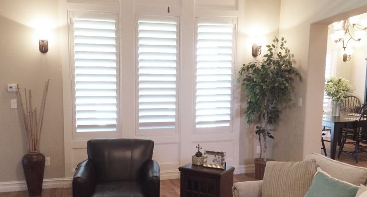 San Antonio family room white shutters